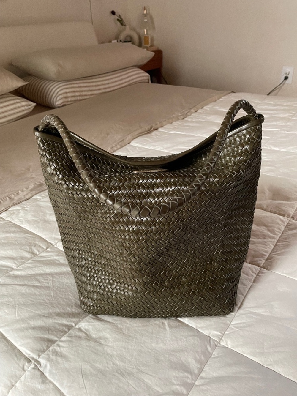 Madewell Signature Woven Bucket Bag in Faded Olive - Picture 2 of 8